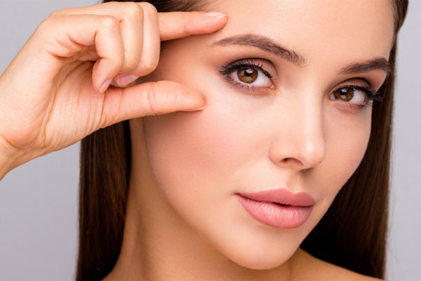 لیفت شقیقه برای افتادگی پلک